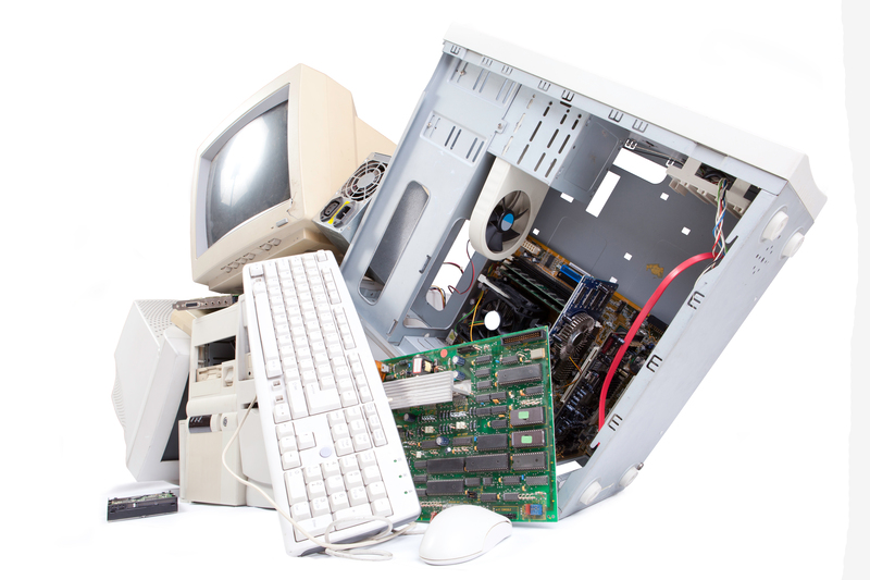 Empowering Communities through Sustainable Packaging and Cardboard Disposal